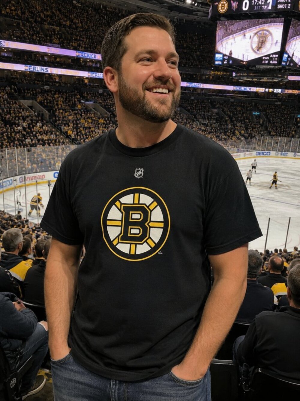Mens Reebok Boston Bruins NHL TShirt (2XL)